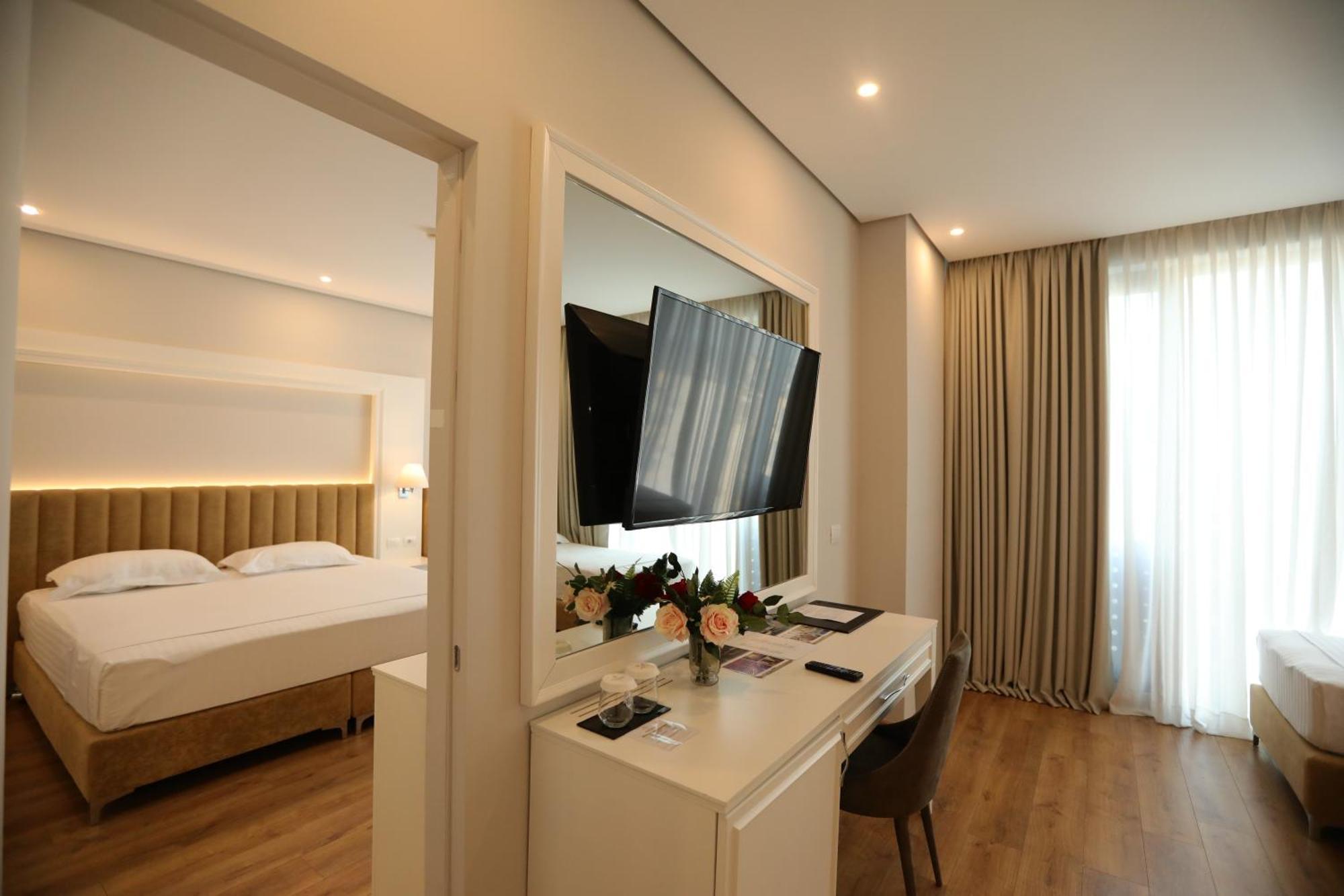 Premium Beach Hotel Golem  Esterno foto