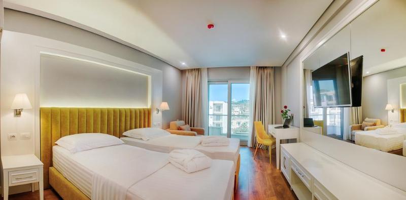 Premium Beach Hotel Golem  Esterno foto