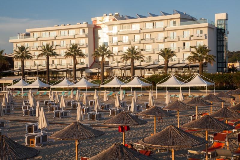 Premium Beach Hotel Golem  Esterno foto